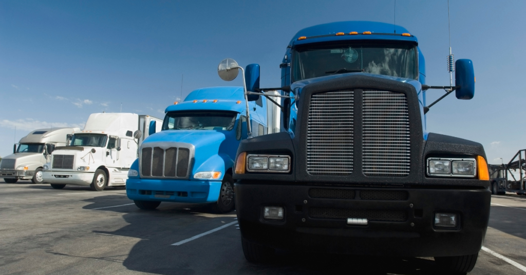 becoming-an-owner-operator-vs-working-for-a-trucking-company